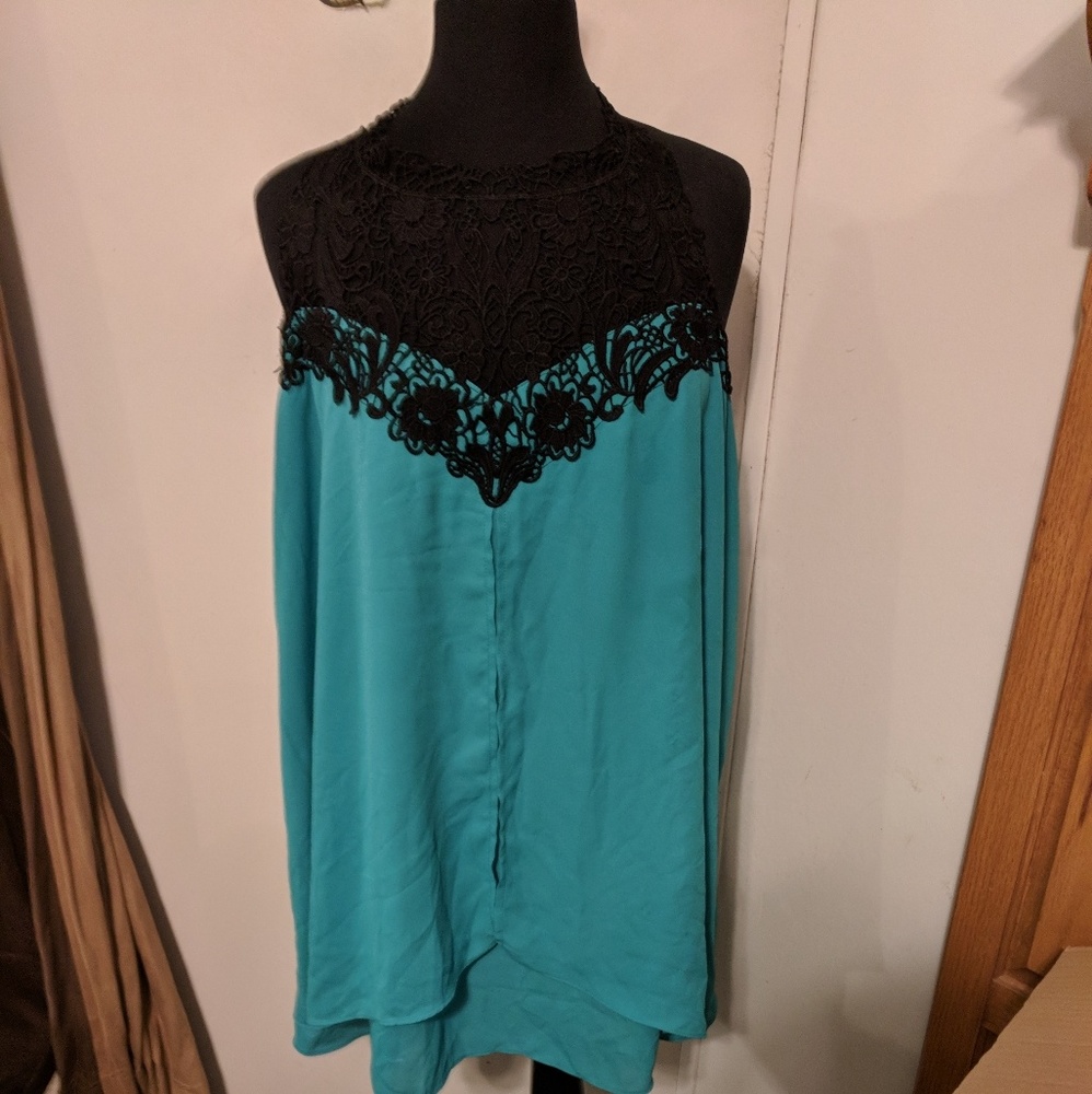City chic halter neck top